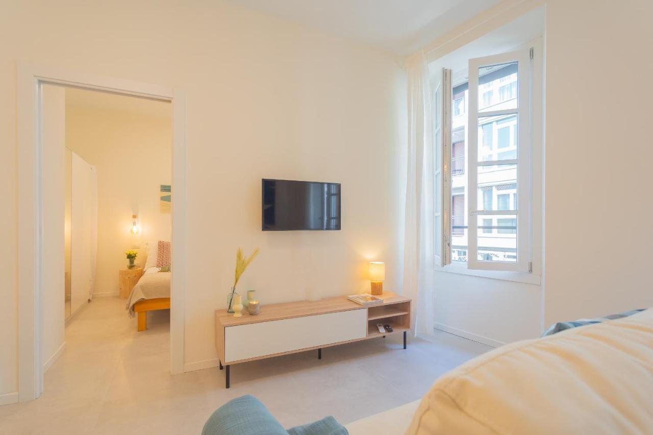 Enchanted Como Lake - City Apartment 2 By Rent All 코모 외부 사진