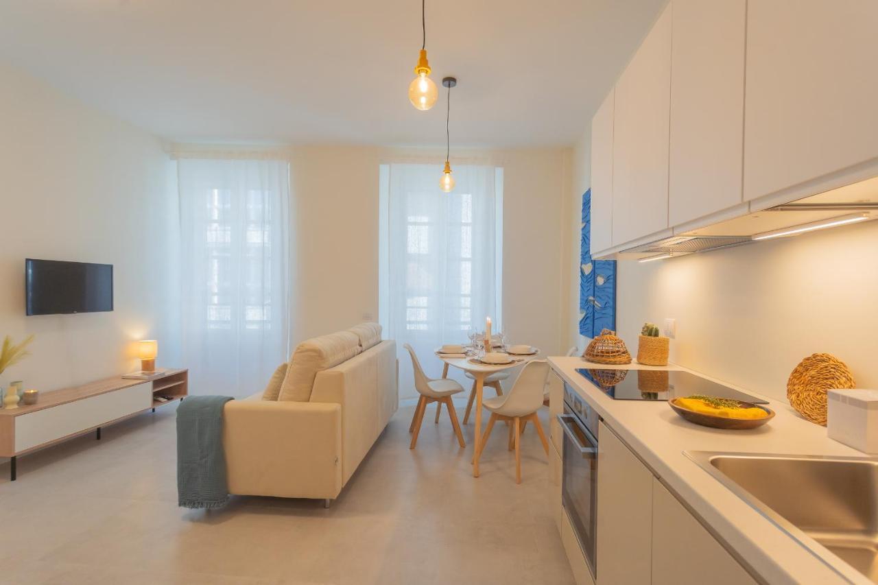 Enchanted Como Lake - City Apartment 2 By Rent All 코모 외부 사진