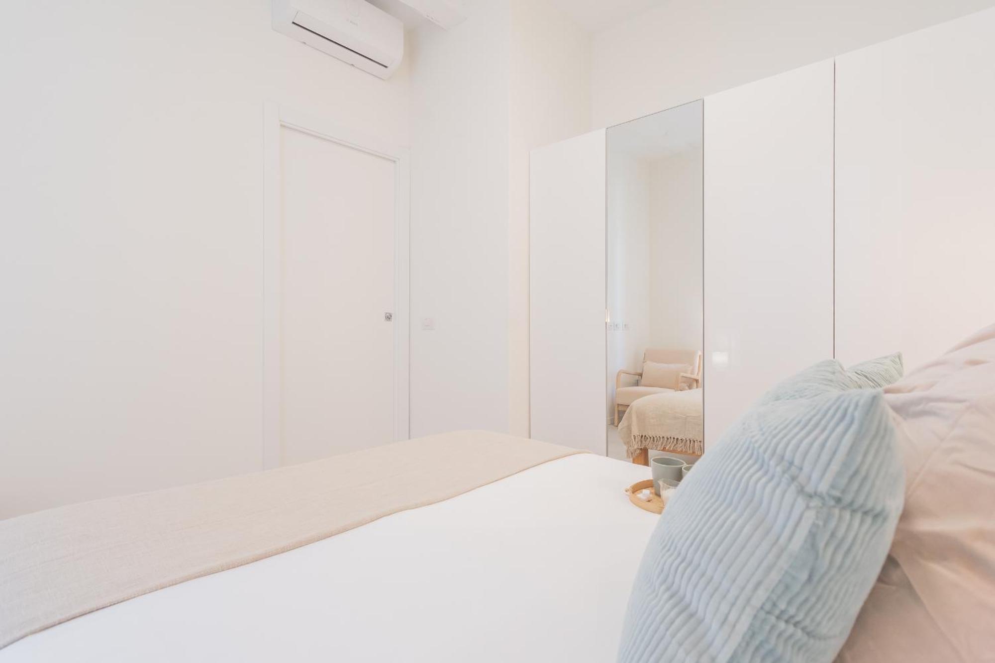 Enchanted Como Lake - City Apartment 2 By Rent All 코모 외부 사진